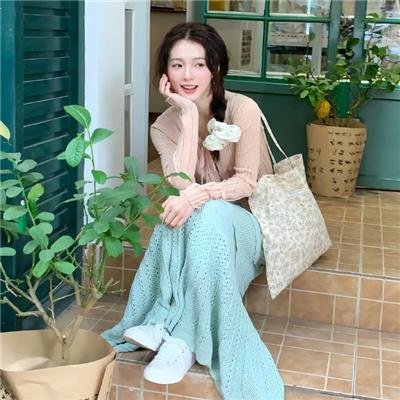 我想变成鸟，所以跳起来